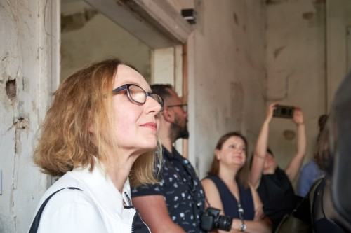 NIE/OBECNOŚĆ czyli o desublimacji sztuki NIE/OBECNOŚĆ czyli o desublimacji sztuki