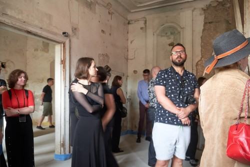 NIE/OBECNOŚĆ czyli o desublimacji sztuki NIE/OBECNOŚĆ czyli o desublimacji sztuki