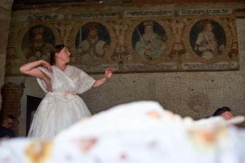 NIE/OBECNOŚĆ czyli o desublimacji sztuki NIE/OBECNOŚĆ czyli o desublimacji sztuki