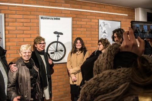 Wernisaż wystawy pt. "Wystarczy jeden" Wernisaż wystawy pt. "Wystarczy jeden"