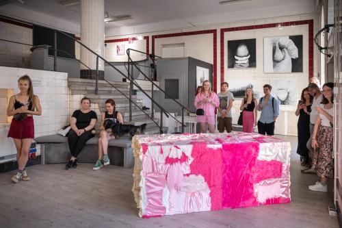 Ewa Babiarz, Too many Dicks on the Dance Floor