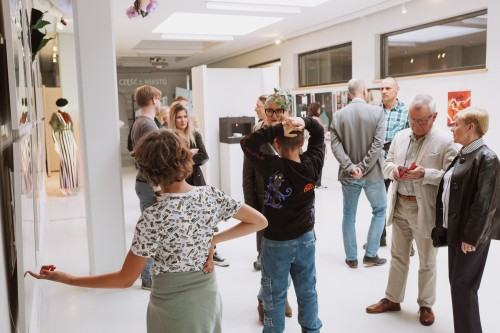 Otwarcie wystawy Sebastiana Siepietowskiego pt. Wokół sceny: teatralna immersja