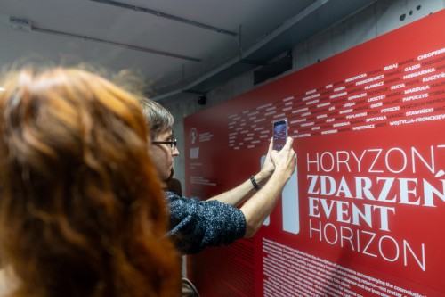Horyzont zdarzeń Horyzont zdarzeń