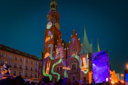 Pokazy świetlne. Foto: Bartosz Mokrzycki / mat. prasowe UMW