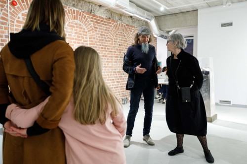 U zbiegu dróg_wernisaż