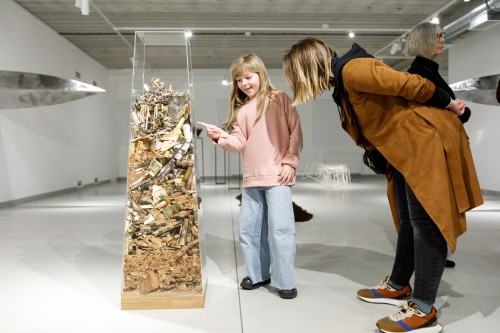 U zbiegu dróg_wernisaż