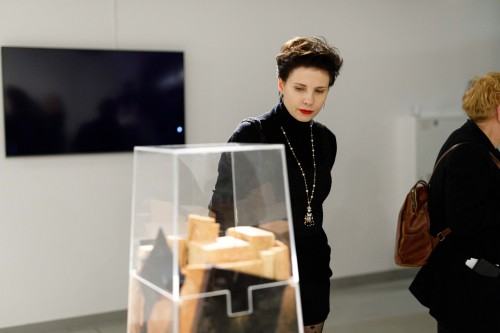 U zbiegu dróg_wernisaż