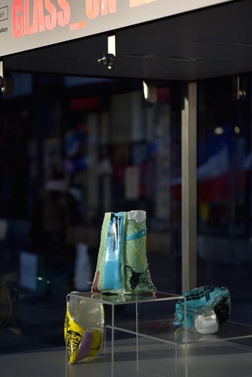 image00009.jpg Glass_on