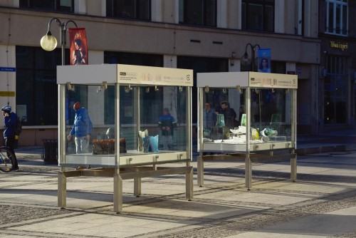 image00010.jpg Glass_on