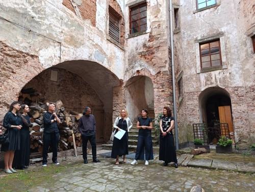 Dowody na OBECNOŚĆ w Pałacu Struga Dowody na OBECNOŚĆ w Pałacu Struga