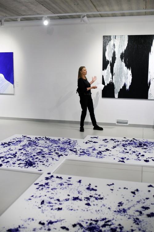 Wernisaż wystawy Urszuli Wilk pt. Płynność światła, tańce pielgrzymującej wody, zdj. Justyna Żak