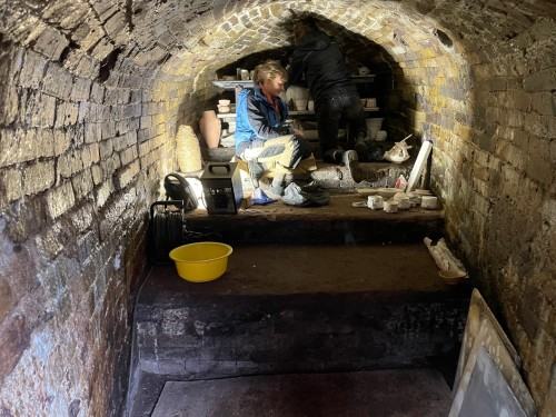 ,,Odkrywanie ognia’’ - rozładunek pieca Tongkama w Luboradowie ,,Odkrywanie ognia’’ - rozładunek pieca Tongkama w Luboradowie