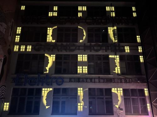 Neony, fot. S. Siepietowski