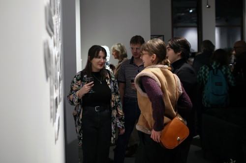 Wernisaż wystawy OPSK w galerii Sztuka na miejscu Wernisaż wystawy OPSK w galerii Sztuka na miejscu