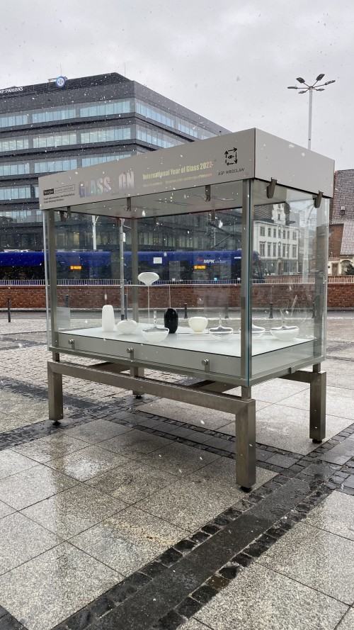 img_7380_0.jpg Glass_on Gabloty