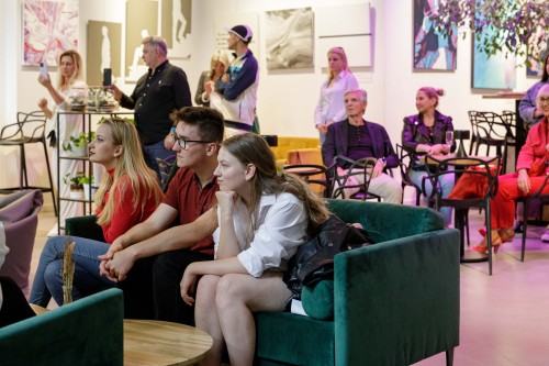 Fotorelacja z wystawy Alexandre Guezenoc w Sztuce na miejscu