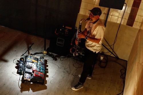 Koncert Frise Lumière i wystawa † A  M  B  I  E  N  T † Łukasz Paluch