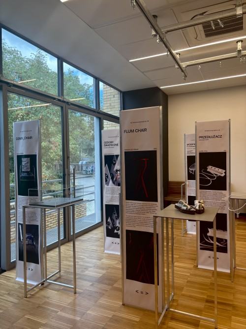 less-is-more_galeria-zakamarek_gliwice_