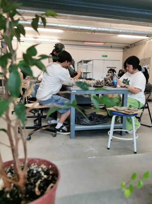 whatsapp-image-2025-08-19-at-14.00.18-1.jpeg Summer Art and Design School 2025