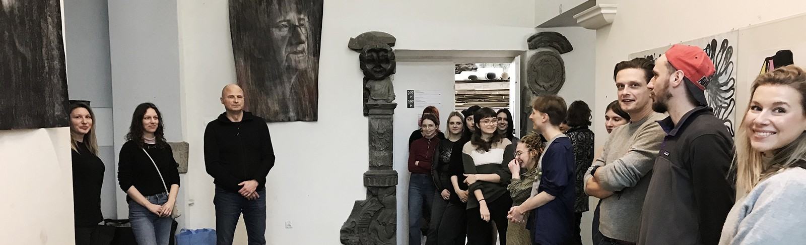 Wystawa rysunku Moniki Gil i Natalii Psiuk Wystawa rysunku Moniki Gil i Natalii Psiuk